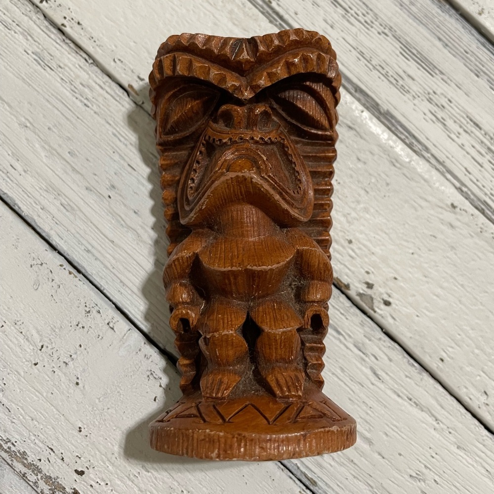 Coco Joe’s Lucky Tiki Hawaii Hapa wood Pomaikai
